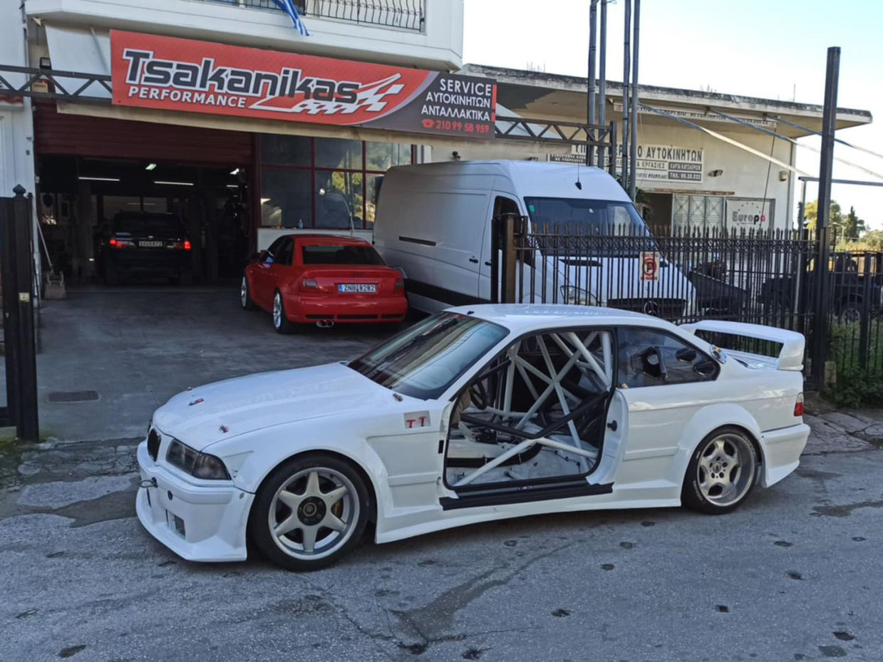 E36 Clubsport full side profile